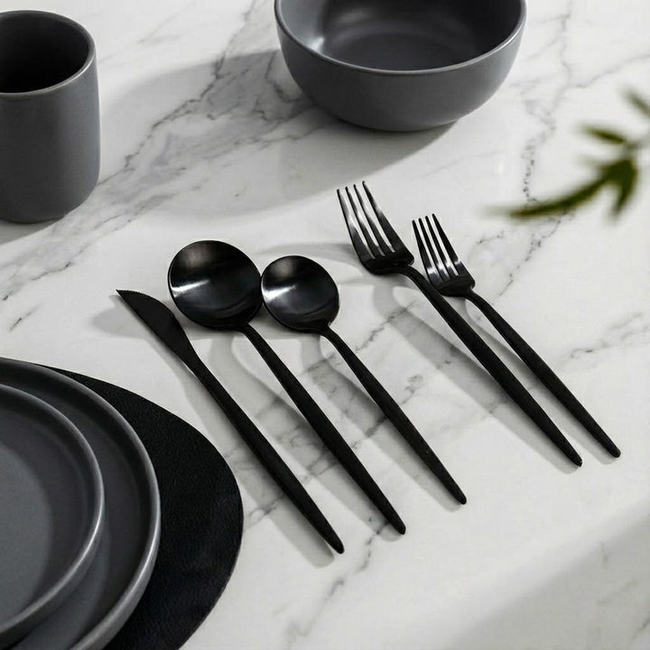 Miro Flatware