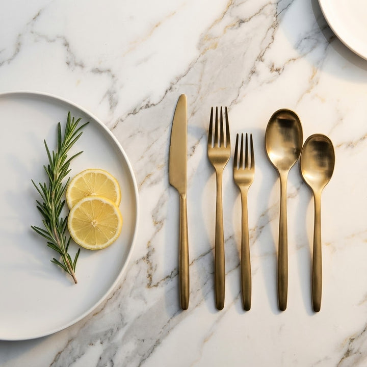 Altro Flatware
