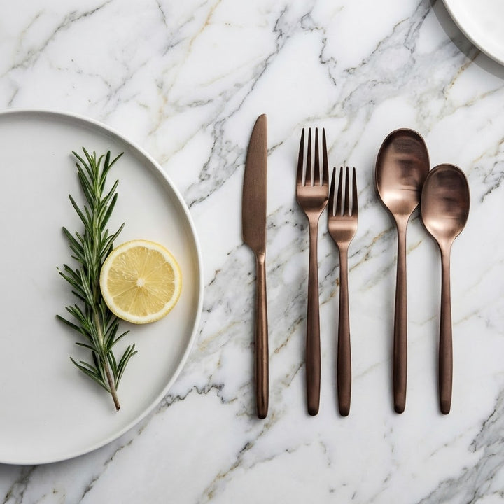 Altro Flatware