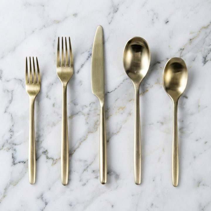 Altro Flatware