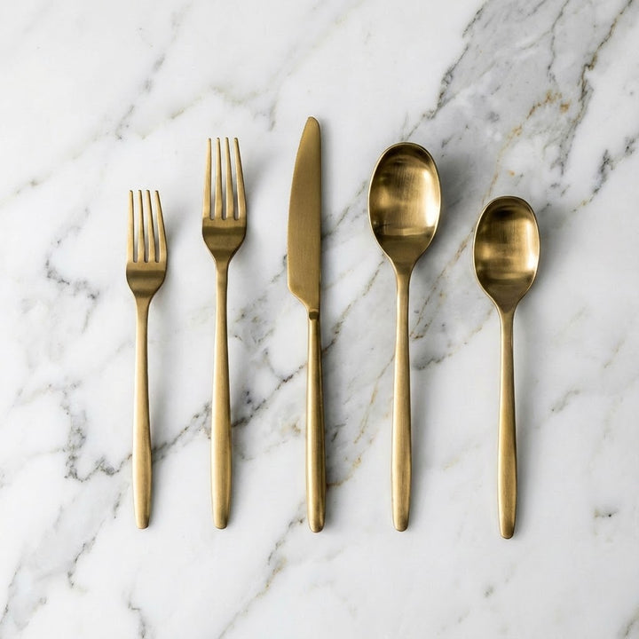 Altro Flatware